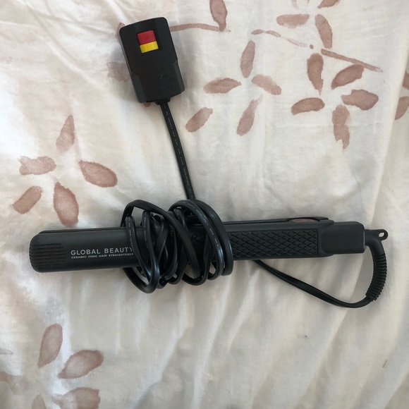 CHI global beauty flat iron - Picture 1 of 2